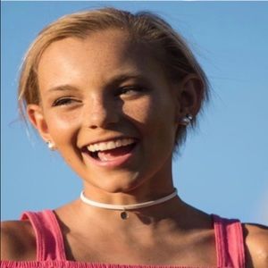 Meet your Posher, Lilly